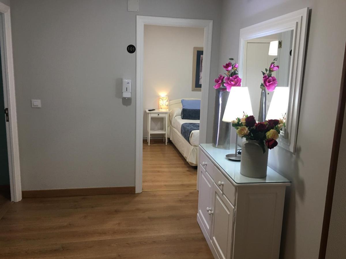 Hostal Restaurante Alarico アジャリス エクステリア 写真